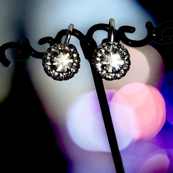 Vintage Vargas Faux Galaxy Opal Silver-Tone Screw Back Earrings! - Picture 1 of 8